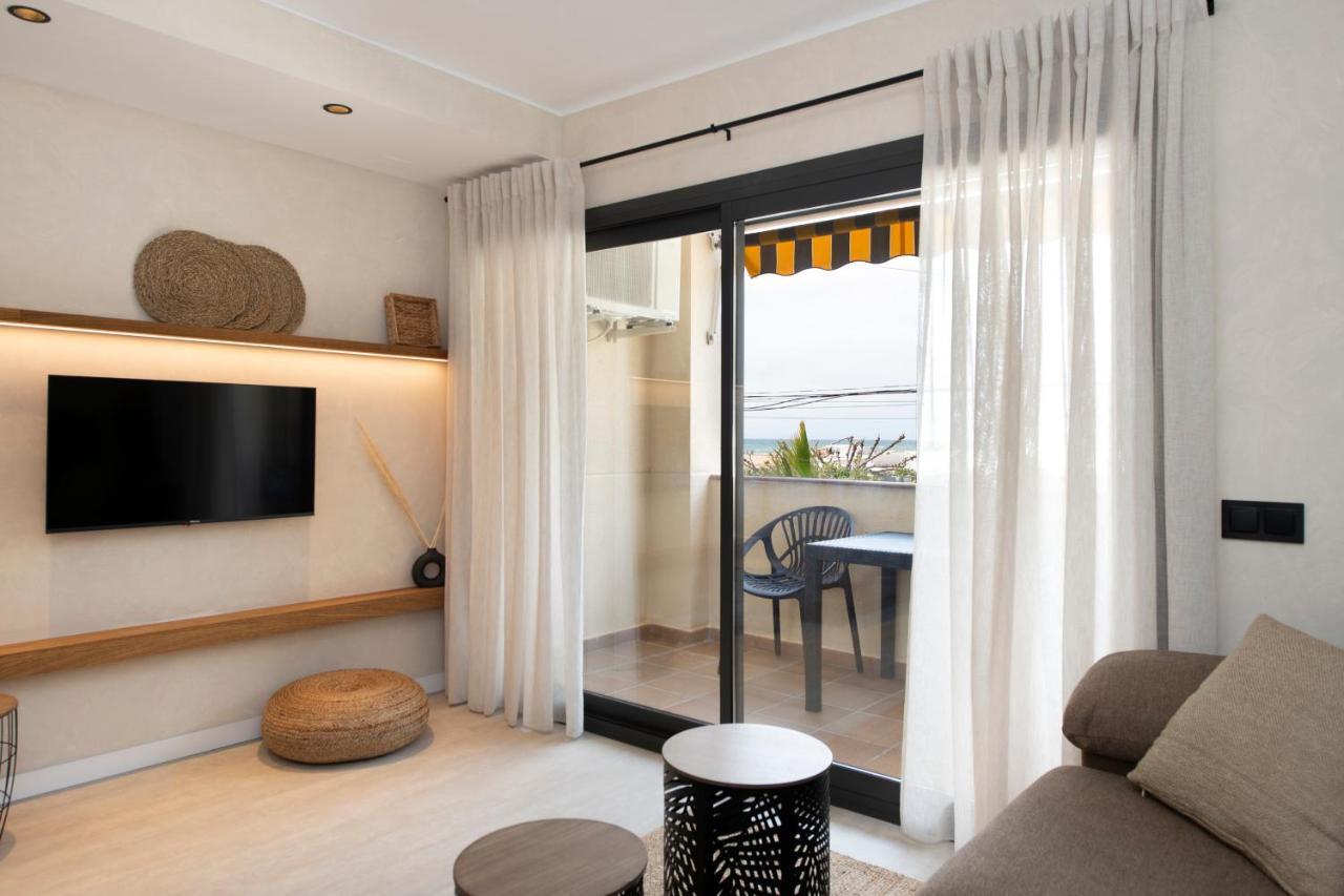 Apartamentos Marplana Castelldefels Extérieur photo