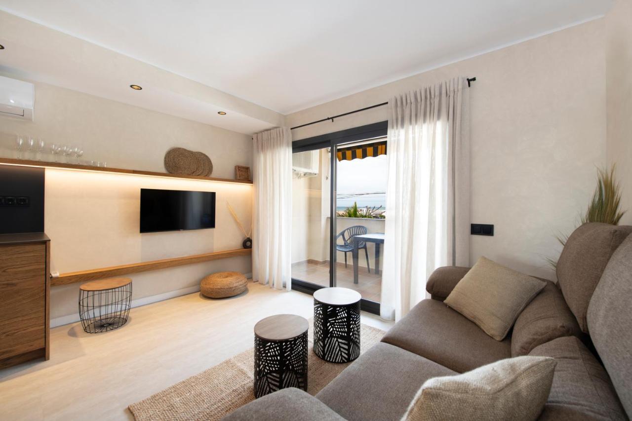 Apartamentos Marplana Castelldefels Extérieur photo
